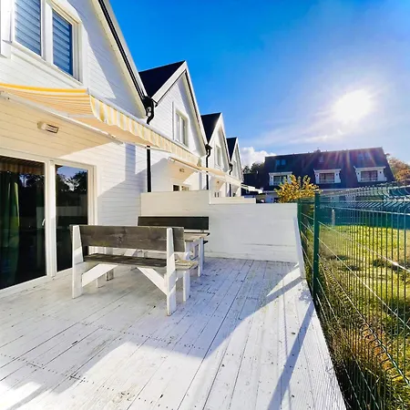 Tuna Holiday home Dziwnow